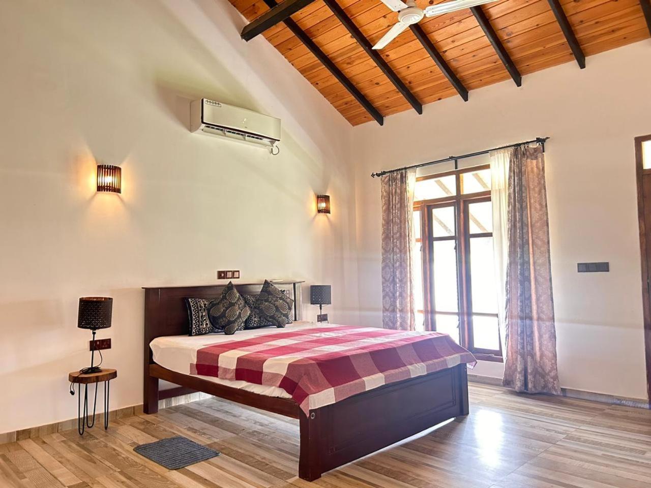 Blu Marine Nilaveli Hotel Trincomalee Ngoại thất bức ảnh