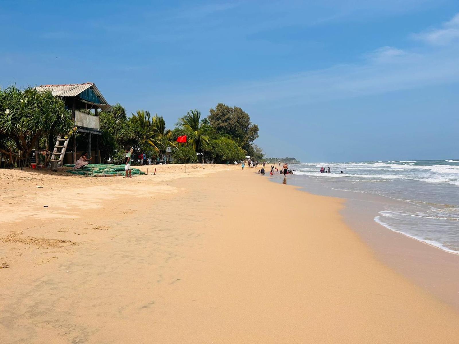 Blu Marine Nilaveli Hotel Trincomalee Ngoại thất bức ảnh
